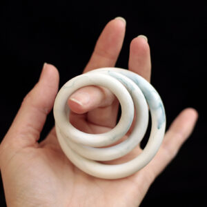 Decorative shibari rings - white and blue veins