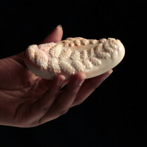 Fern grinder - Soft orange and red marbled